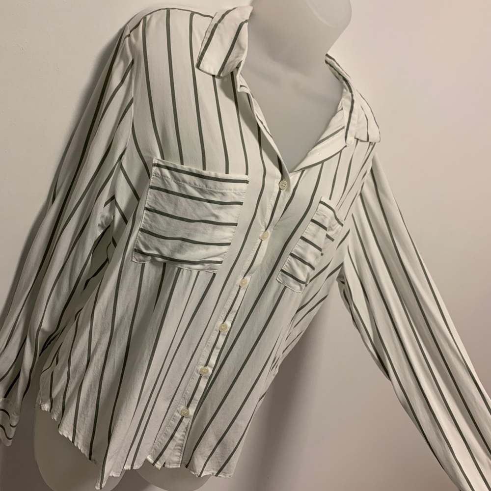 Forever21 V-neck Striped Shirt